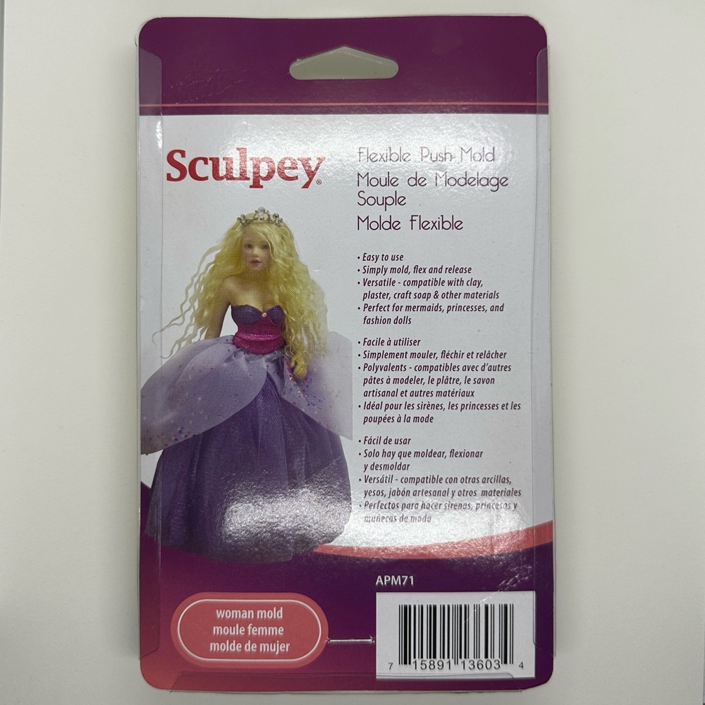 NWOT Sculpy Flexible Push Mold
